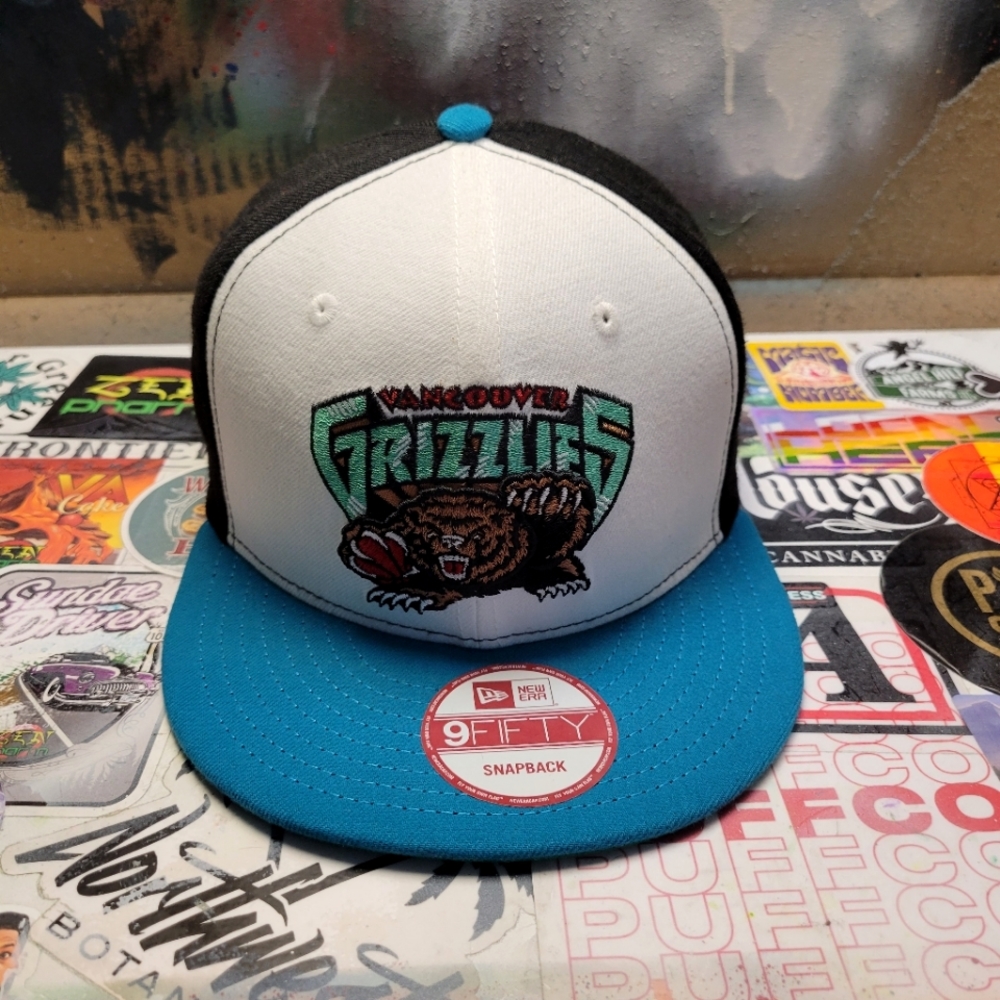 Vancouver Grizzlies New Era Big Letter Snapback